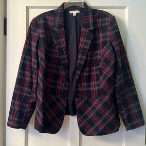 Cato blazer.  Worn a few times.  Looks great with jeans and booties. Size 16W.